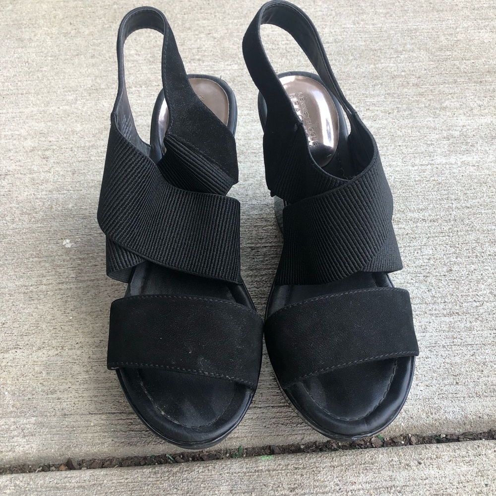 Kenneth Cole reaction black straps shoes. Size 10